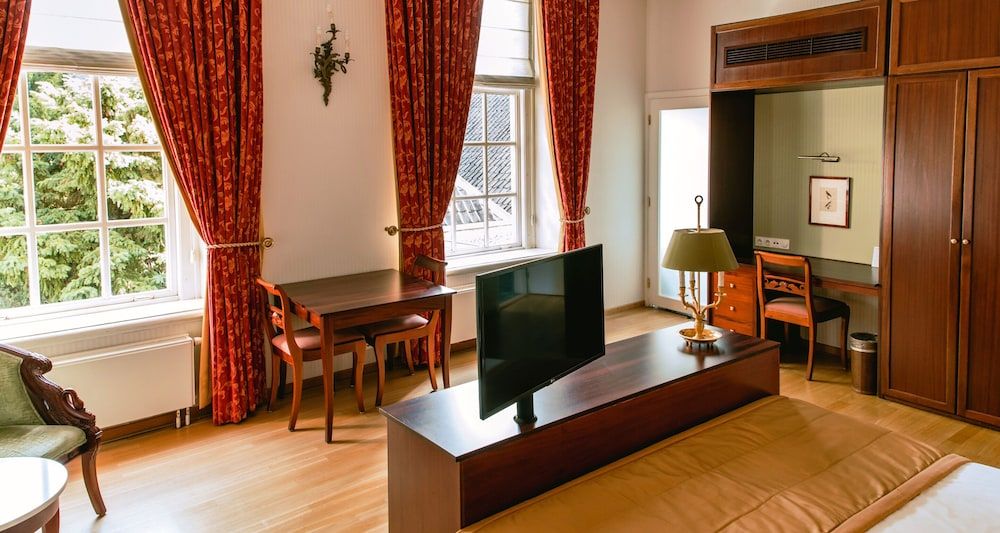 Grand Hotel Karel V Standard Room, 1 Double Bed, Non Smoking 3