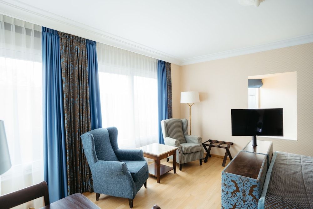 Grand Hotel Karel V Comfort Room, 1 Double Bed, Non Smoking, Bathtub 5