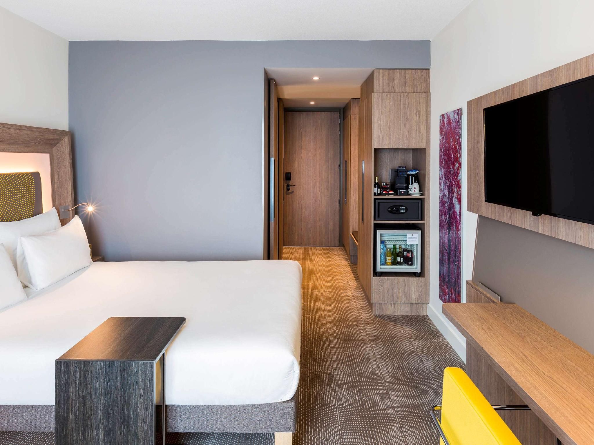 Standard room, modern and spacious - 2 single b eds