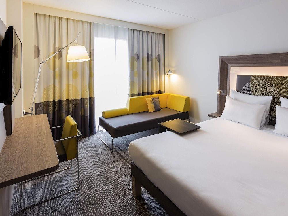 undefined Novotel Amsterdam Schiphol Airport 3