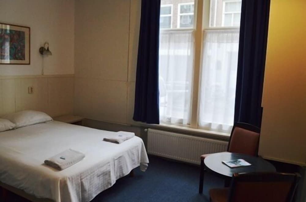 Euphemia Old City Canal Zone Hotel Basic Double Room, Private Bathroom 8