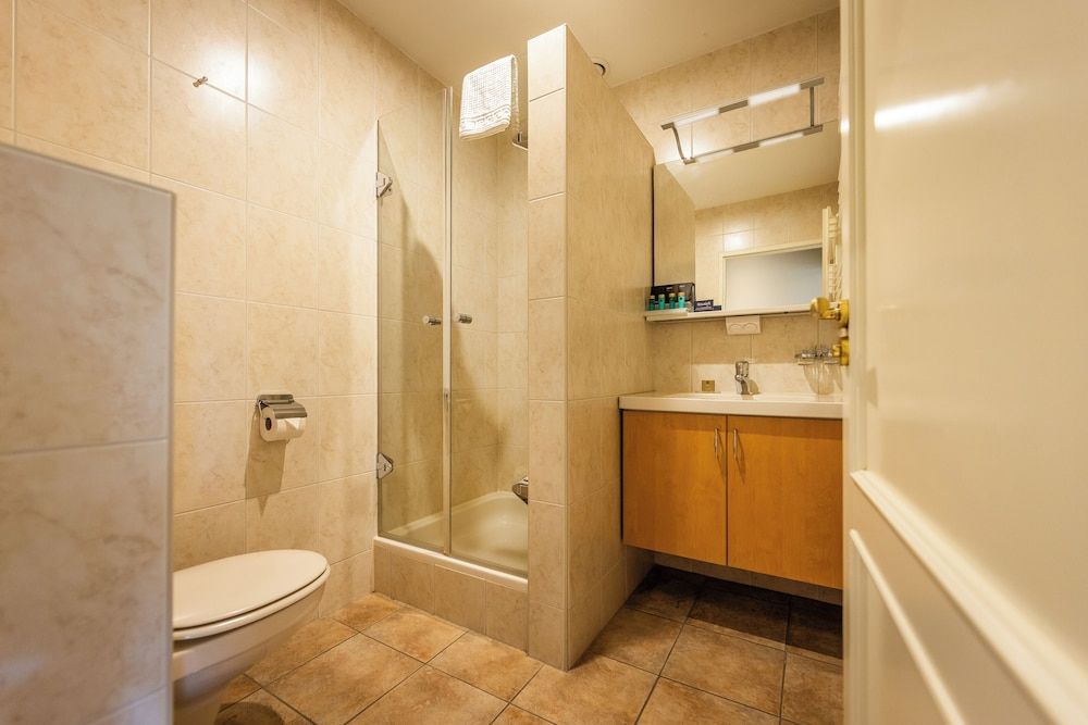 Kasteel De Vanenburg Deluxe Room, 2 Twin Beds 3