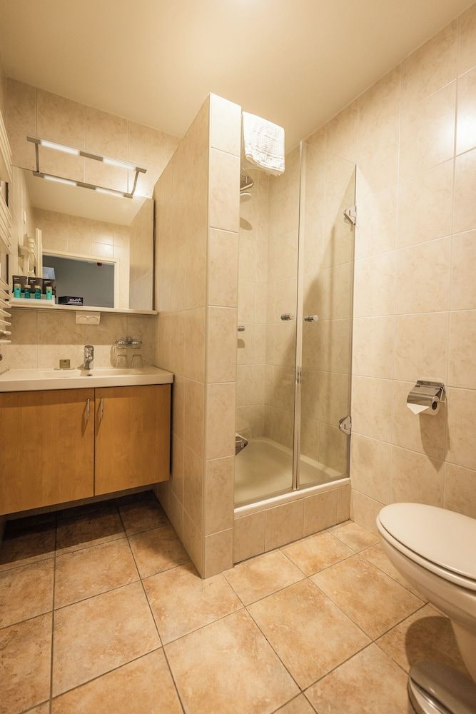 Kasteel De Vanenburg Deluxe Room, 2 Twin Beds 2