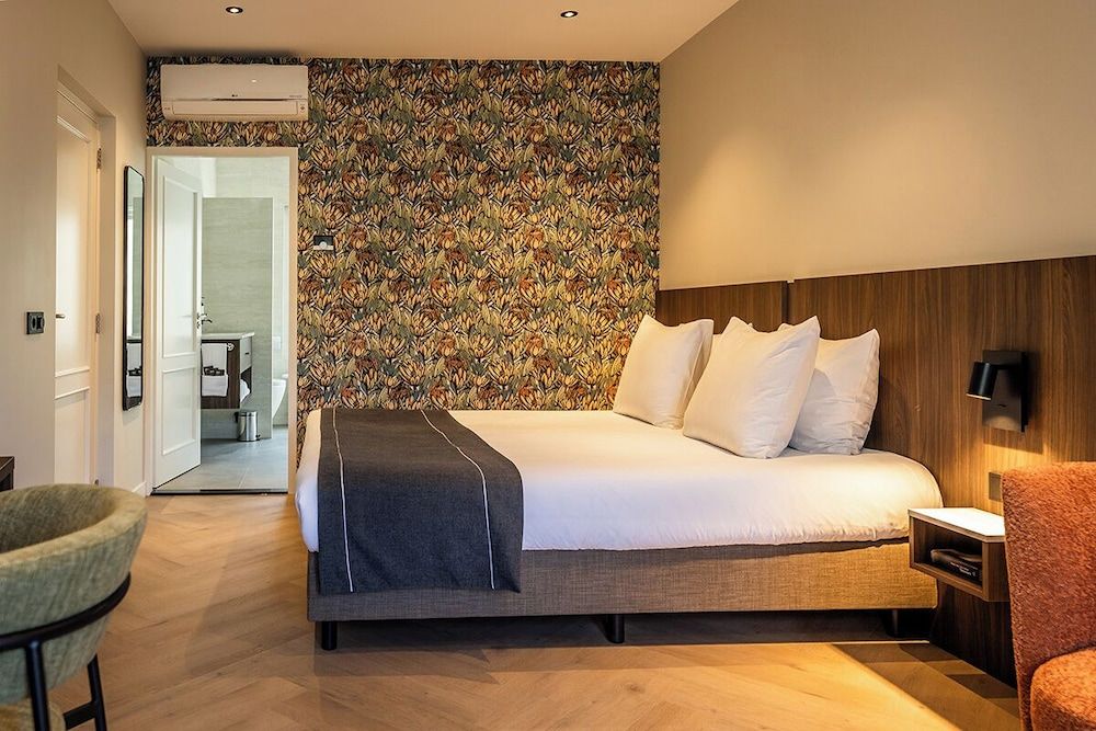 Kasteel De Vanenburg Deluxe Room, 1 King Bed, Bathtub