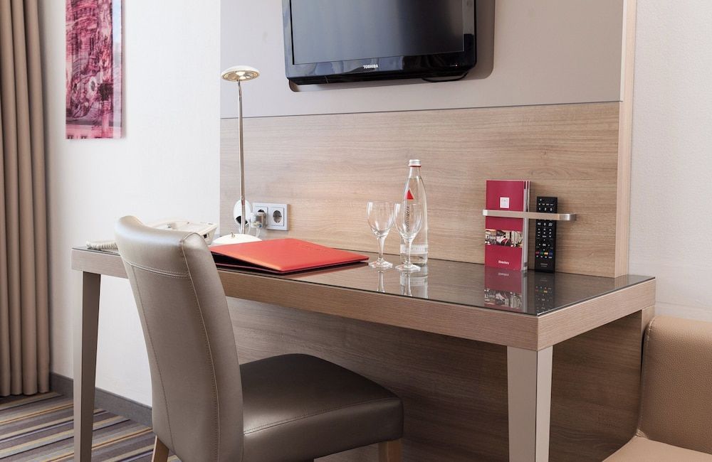 Leonardo Hotel Munich City North Comfort Twin Room 6