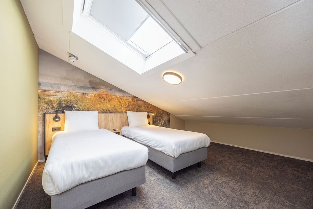 Fletcher Hotel-Restaurant Jan van Scorel Family Room 3