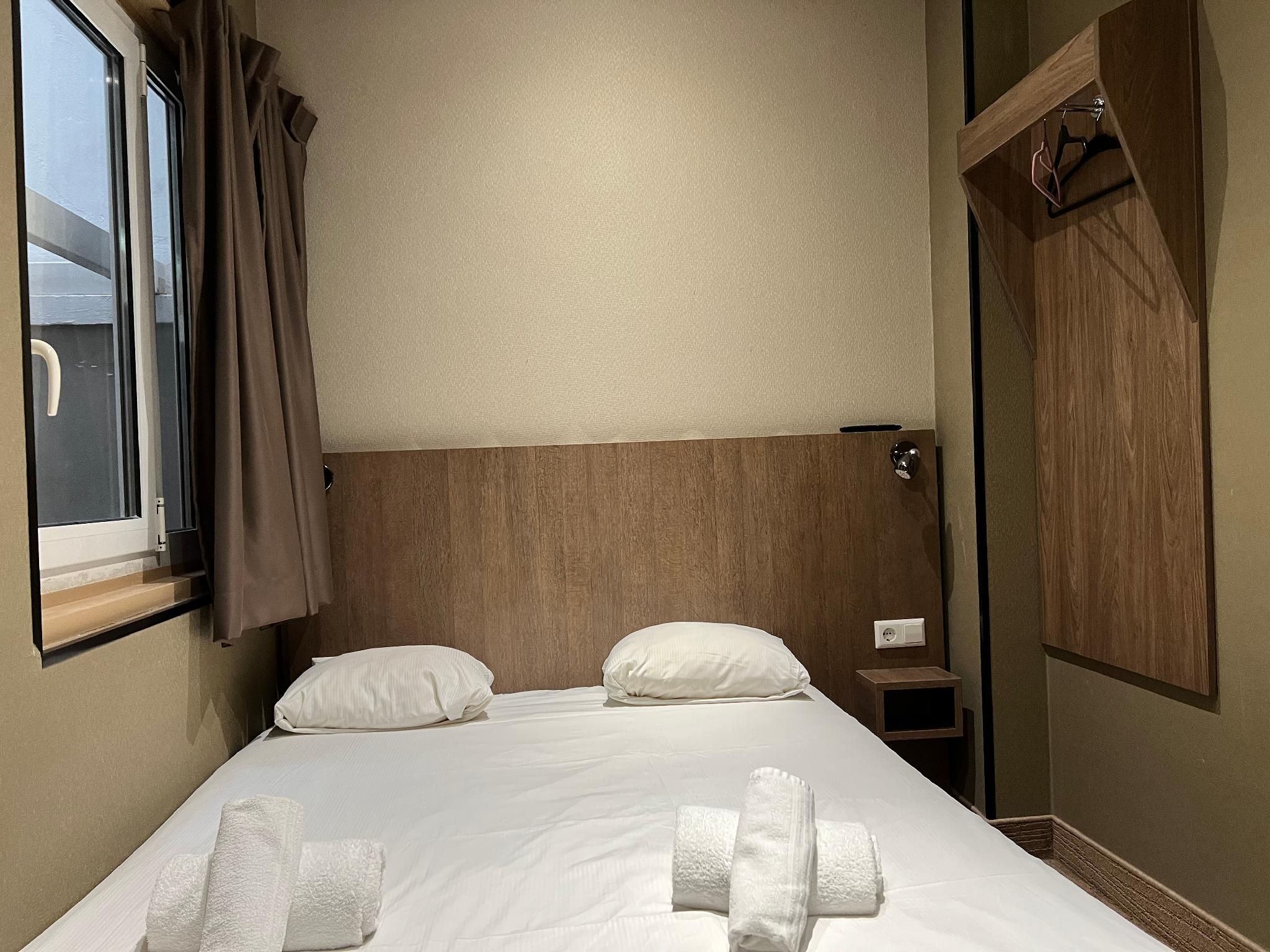 Aston City Hotel Small Double Room without Window