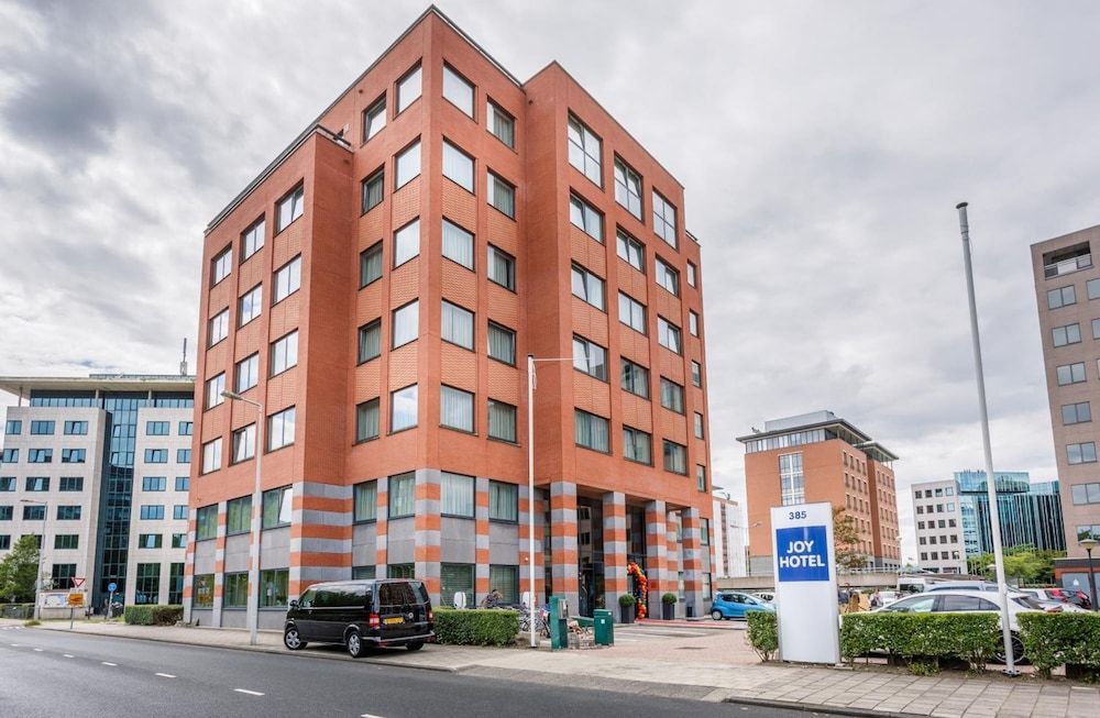 undefined Joy Hotel 7