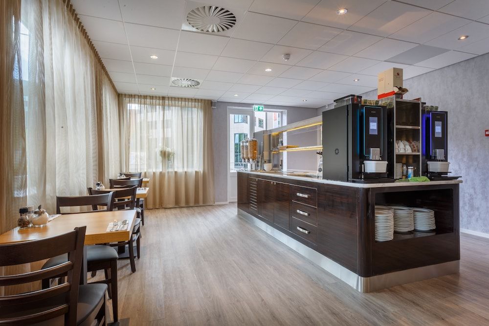 undefined Joy Hotel 10