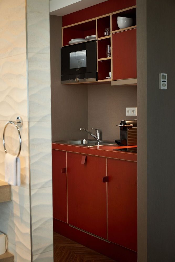 Beachhouse Hotel Junior Suite, 1 Double Bed, Kitchenette, Beach View 7