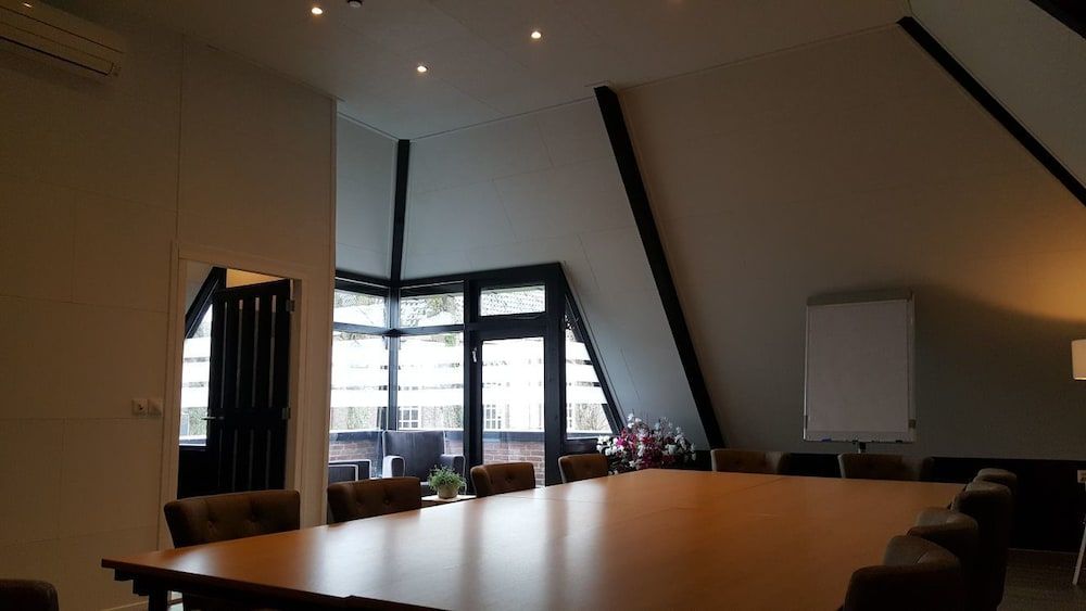 Business Centre