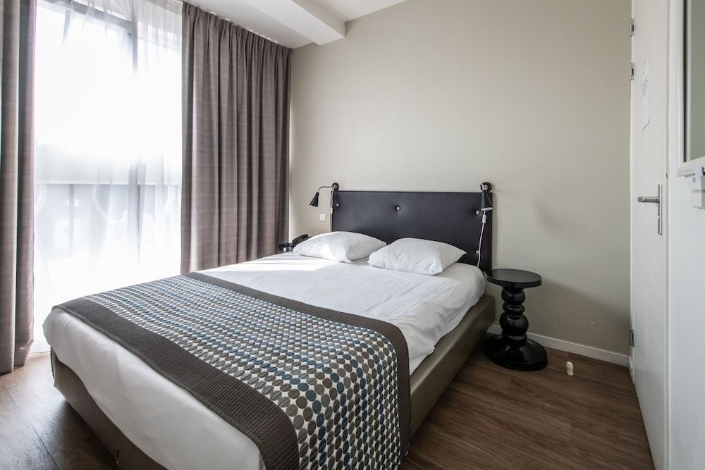 Acostar Hotel Standard Double Room 3