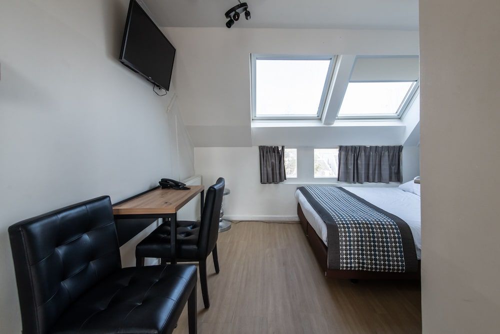 Acostar Hotel Standard Double Room 7