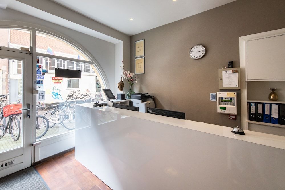 undefined Acostar Hotel 5