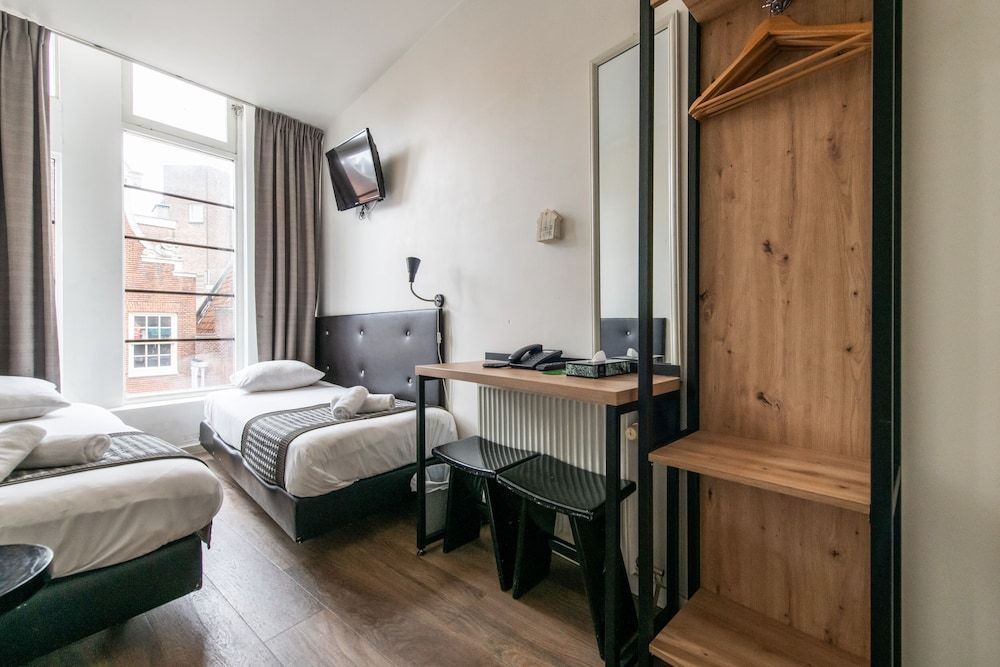 undefined Acostar Hotel 3