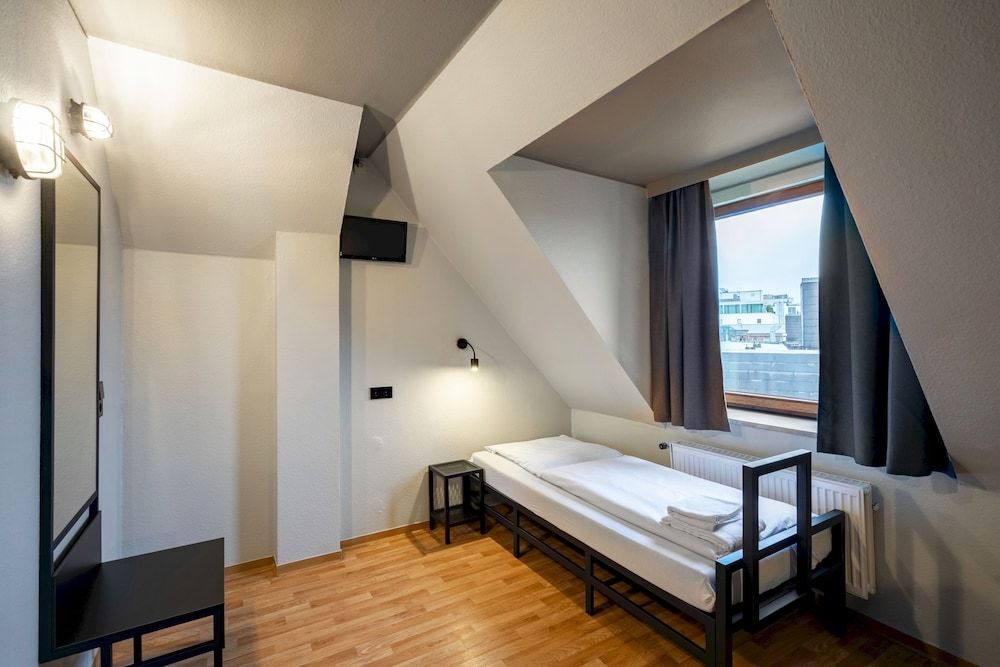 a&o Amsterdam Zuidoost - Hostel Single Room 2