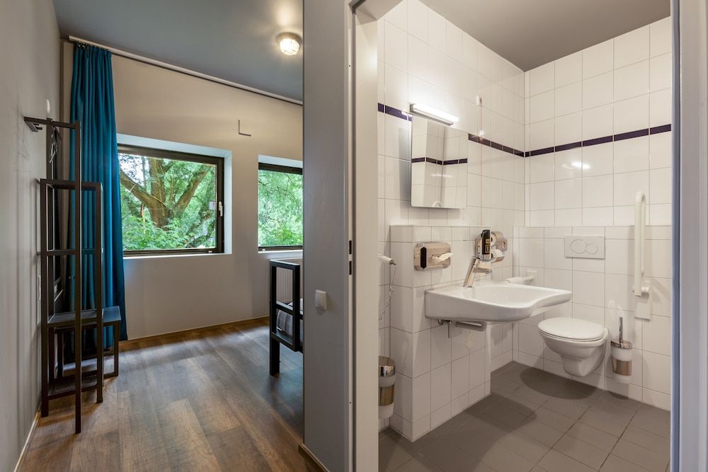 a&o Amsterdam Zuidoost - Hostel Single Room 7