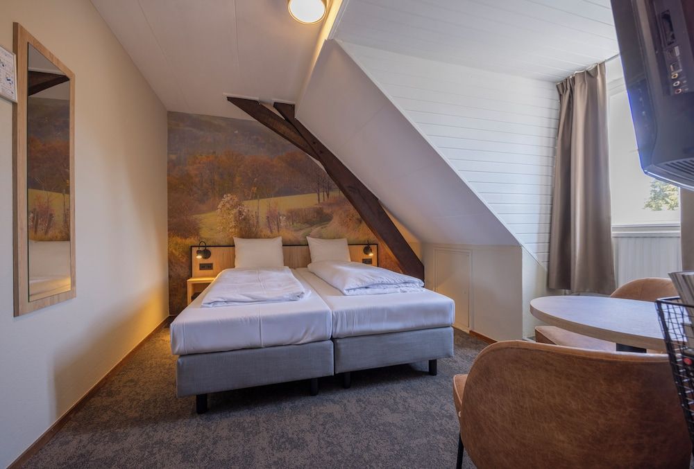 Fletcher Hotel-Restaurant De Burghoeve Budget small double room