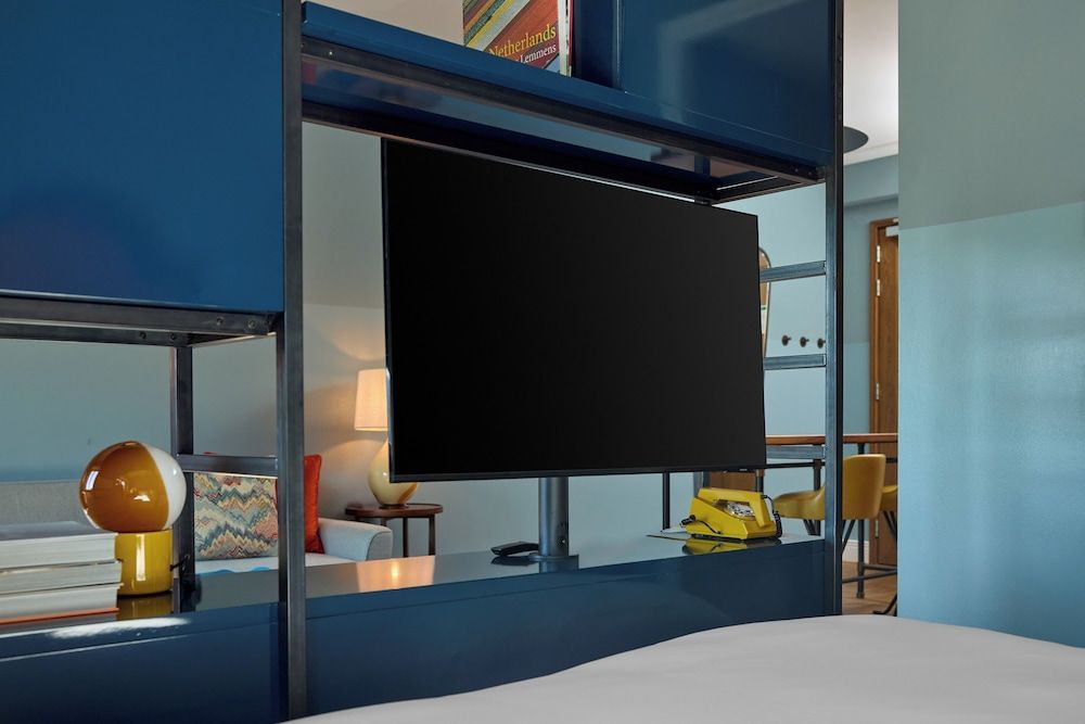 The July - Twenty Eight Executive Apartment 5