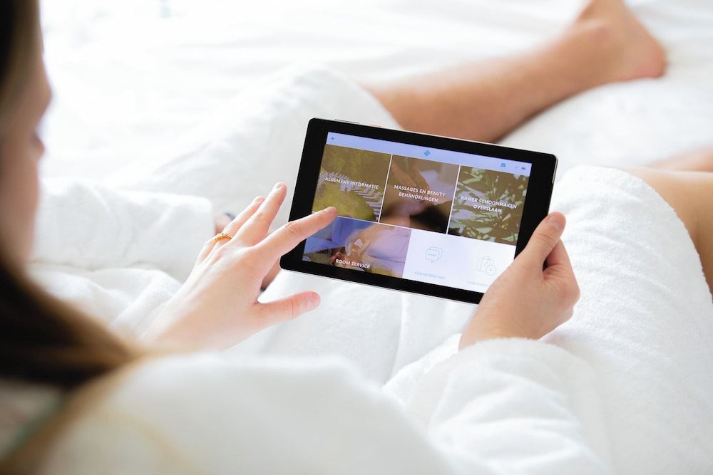 Thermae 2000 Hotel Wellness Suite with sunshower (Including Spa Access) 3