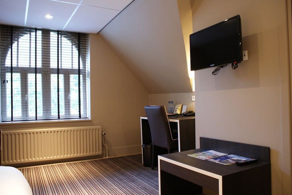 Fletcher Hotel-Restaurant Boschoord Comfort Double Room (with Shower) 4