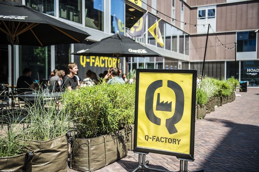undefined Q-Factory Hotel 6