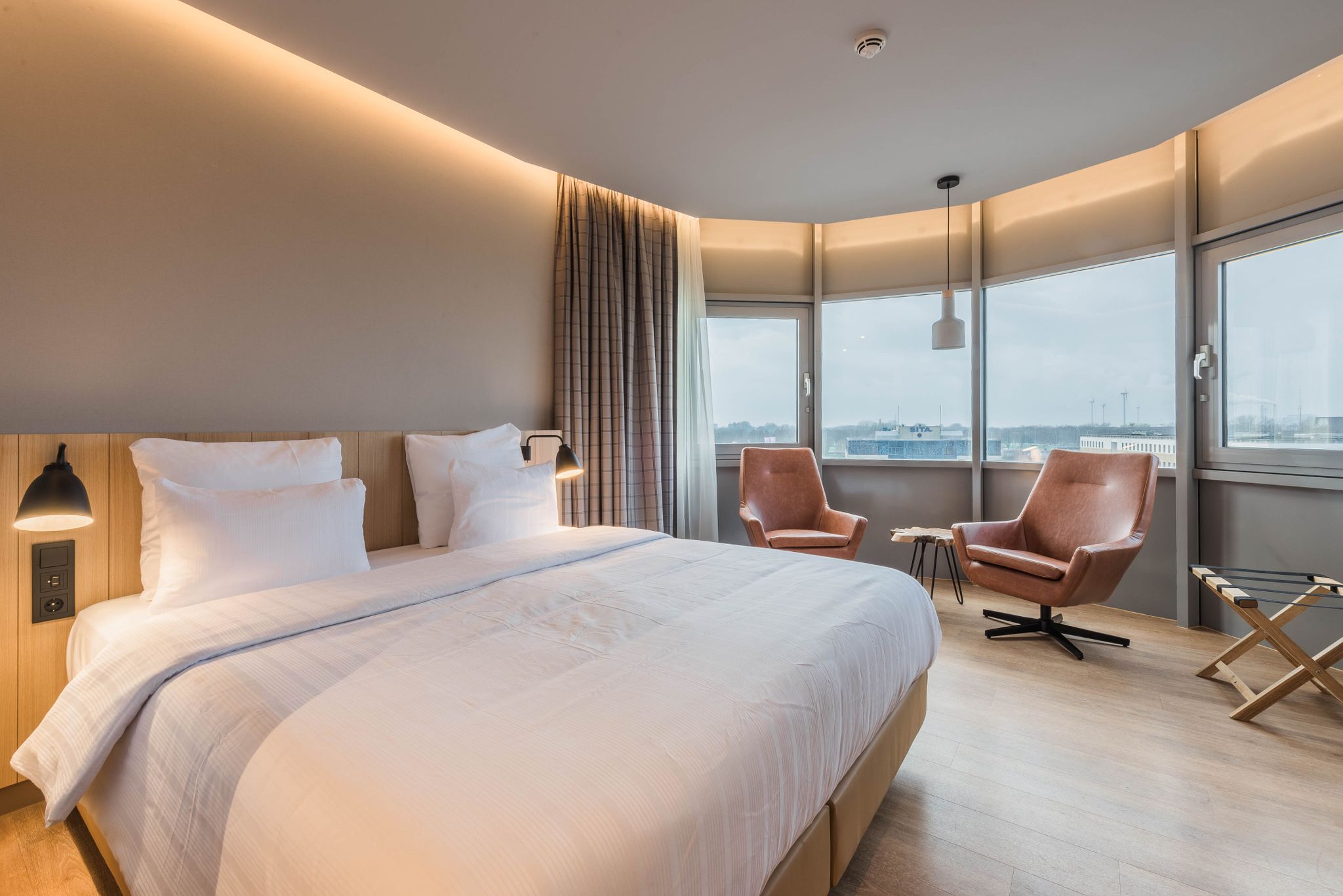 undefined Urban Lodge Hotel 8