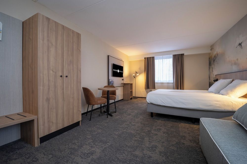 Fletcher Hotel-Restaurant Rooland Family Quadruple Room (with Shower)