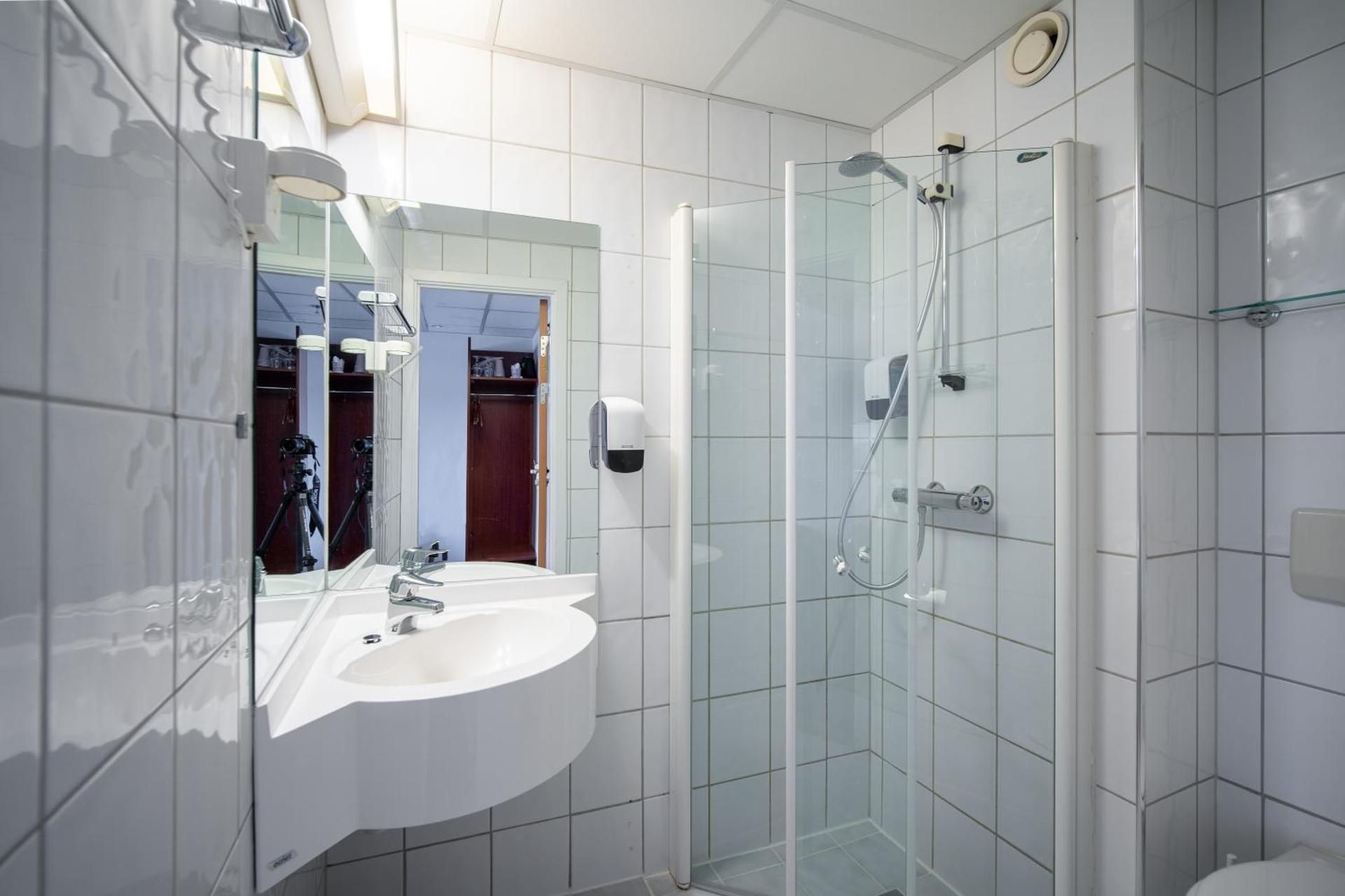 undefined Enter Amalie Hotel 5