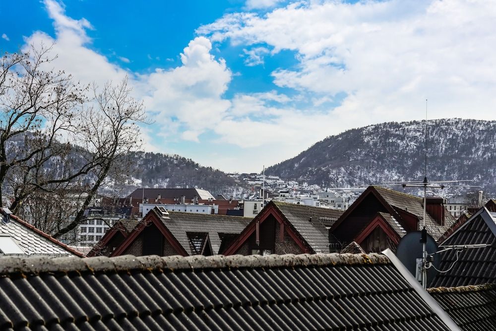 To Sostre Guesthouse Family Apartment, 3 Bedrooms, Non Smoking, Park View 7