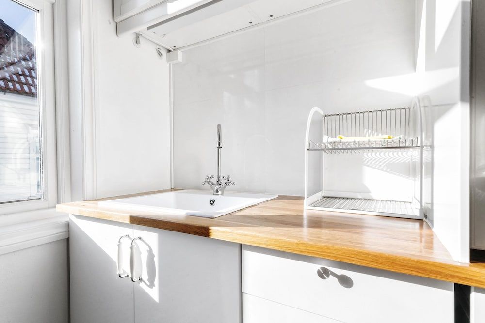 To Sostre Guesthouse Family Apartment, 2 Bedrooms, Non Smoking, Kitchen 3