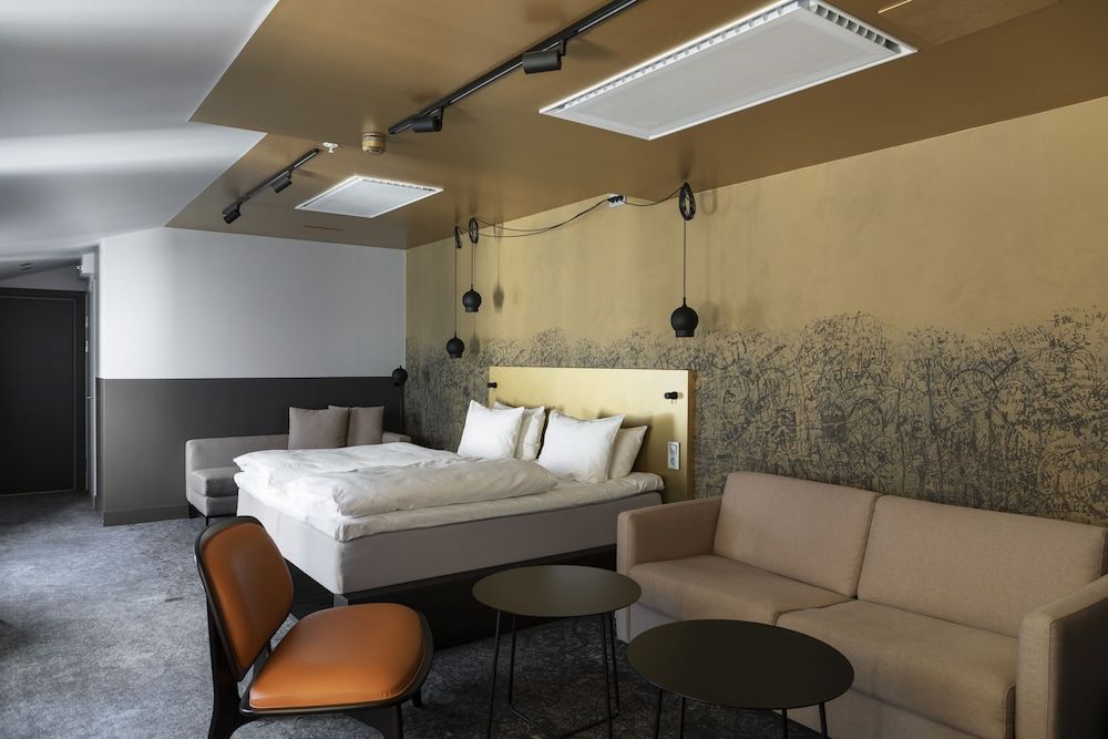 Deluxe Room, 1 Double Bed with Sofa bed, Non Smoking