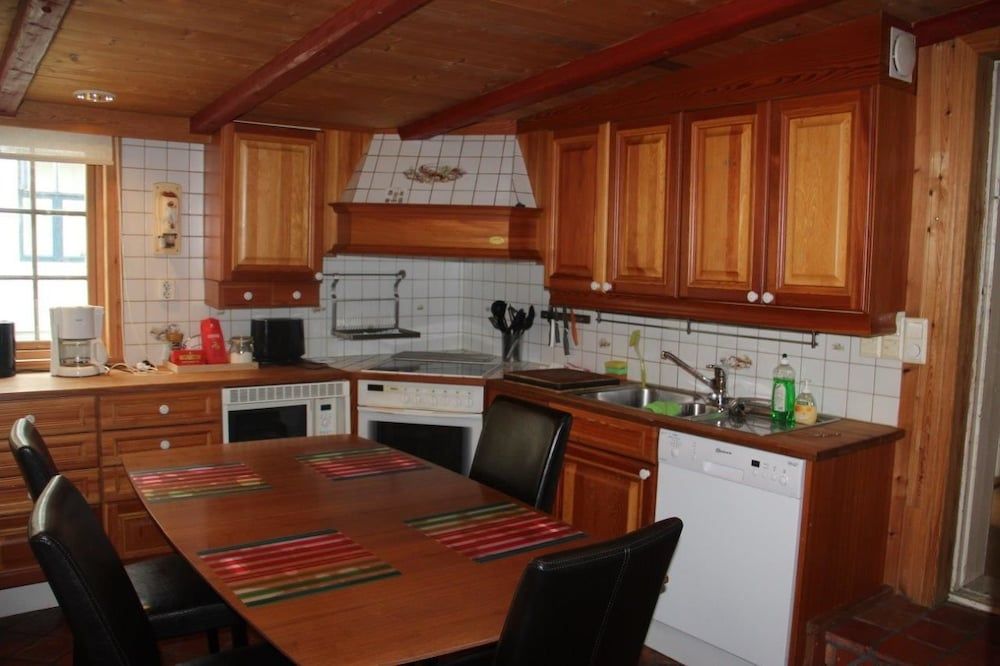 Skuteviken Apartments Anno 1790 Candle Vintage 4