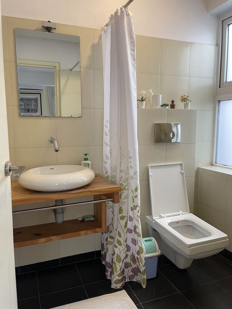 Lazimpat House B&B Deluxe Room 5