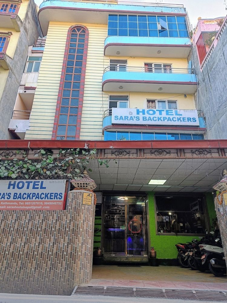 undefined Sara's Backpackers Hotel 8