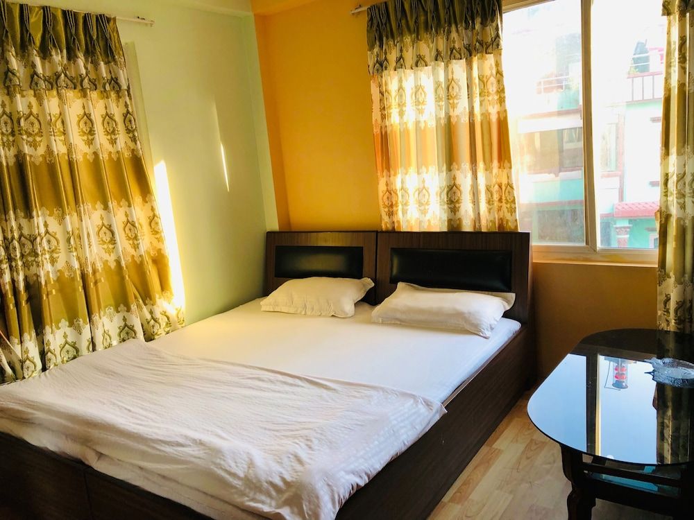 Sara's Backpackers Hotel Bouddha 3