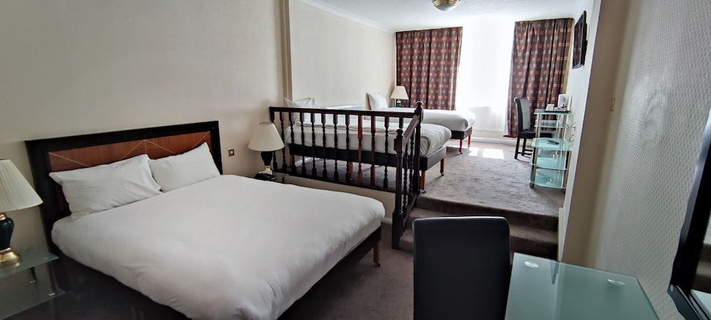undefined Britannia Hotel Manchester 4