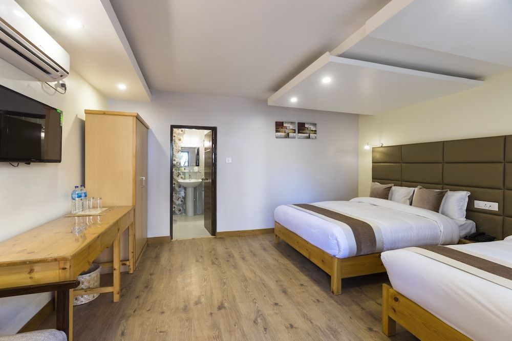 Deluxe, Double or Twin, Garden View, Balcony/Patio