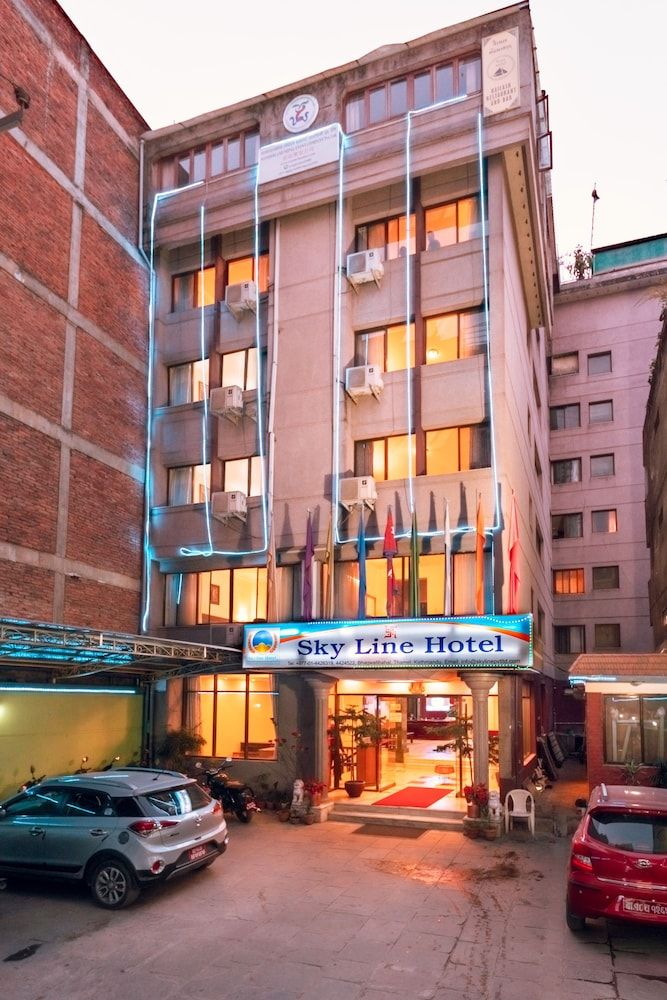 undefined Skyline Hotel 4