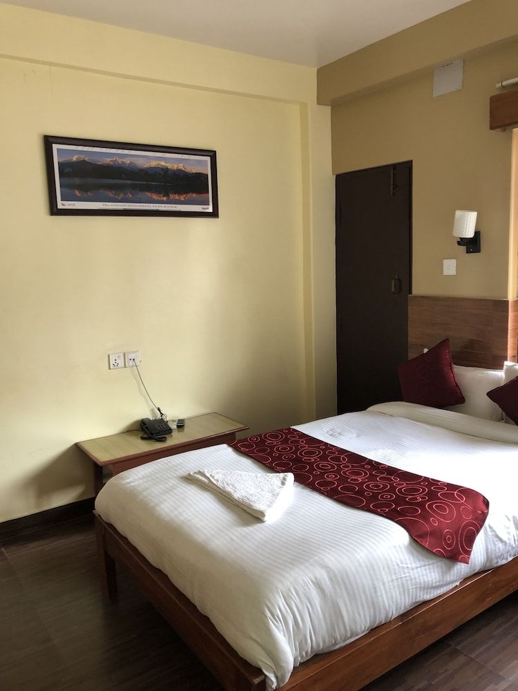 undefined Hotel Golden Holiday 6