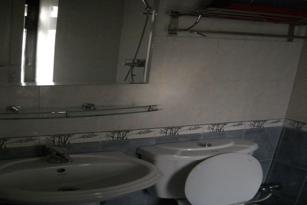 Hotel Shakti Deluxe Room 6