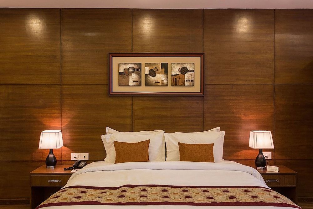 Yatri Suites and Spa Deluxe Double Room 6