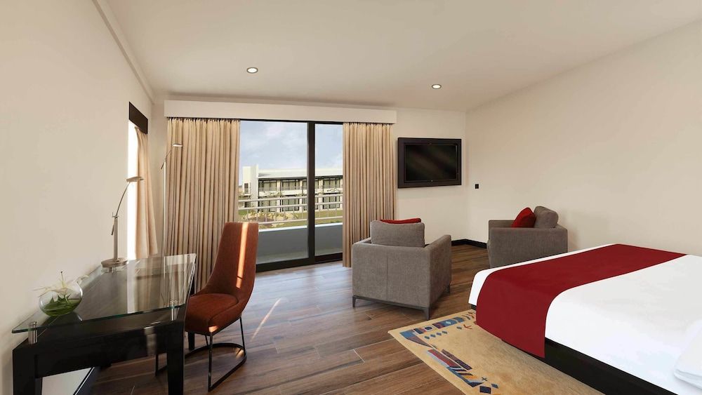 Executive Double Room, 1 Queen Bed, Pool View