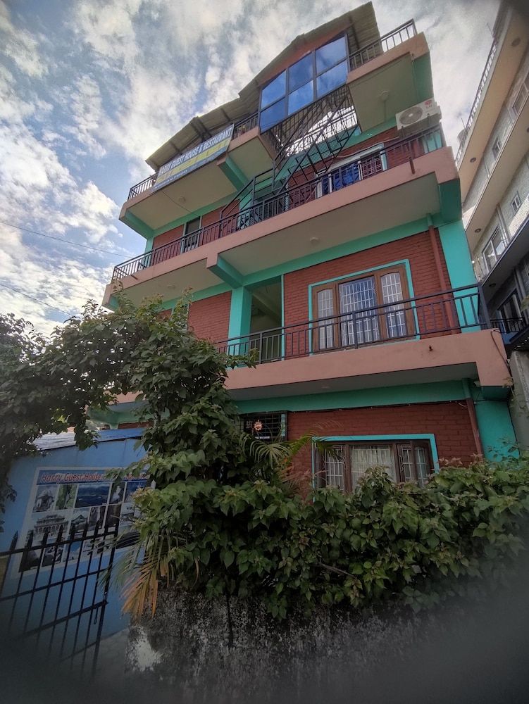 undefined Harry Guest House & Restaurant 10