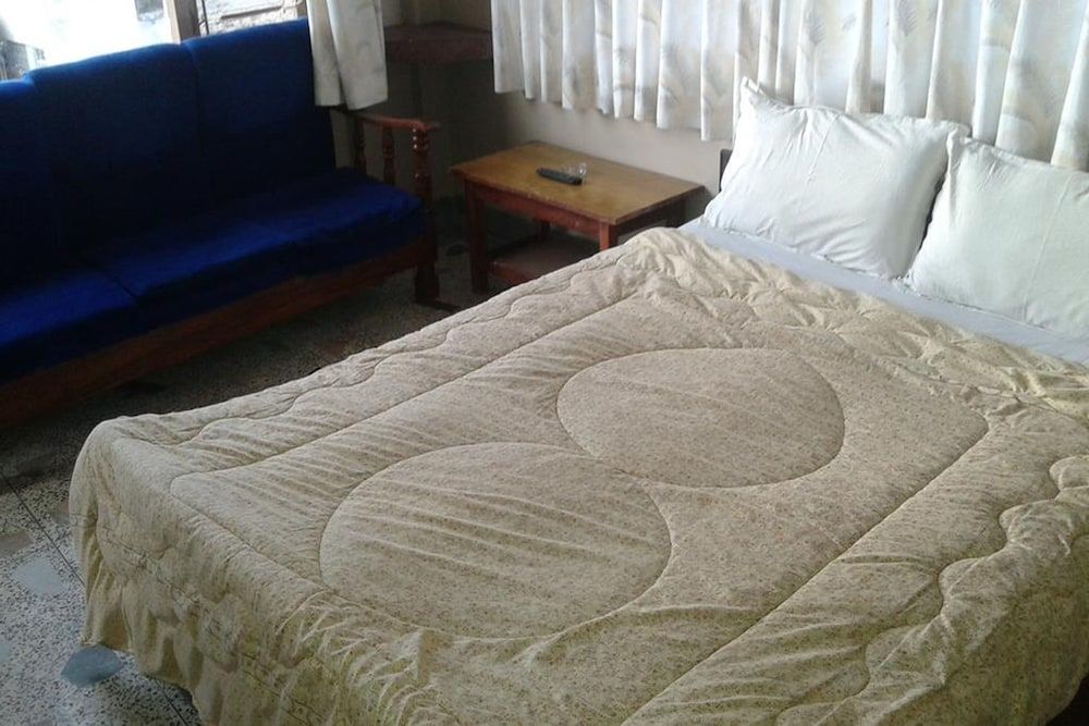 undefined Hotel Aagaman 2