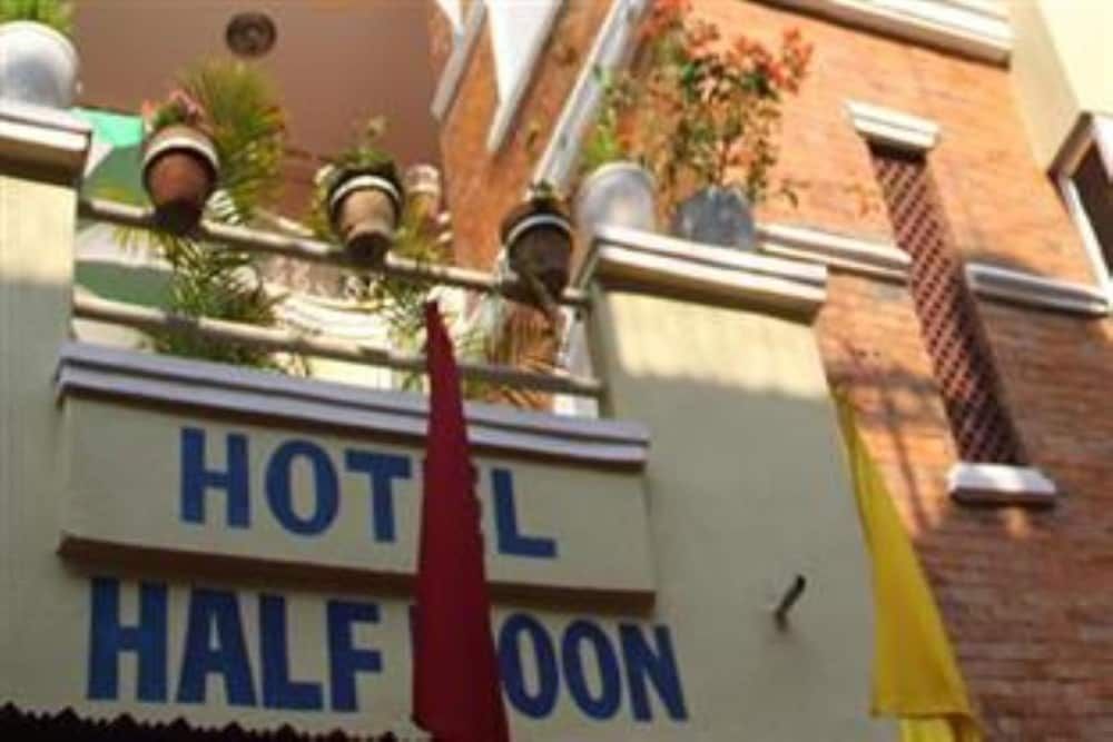 undefined Hotel Half Moon 2