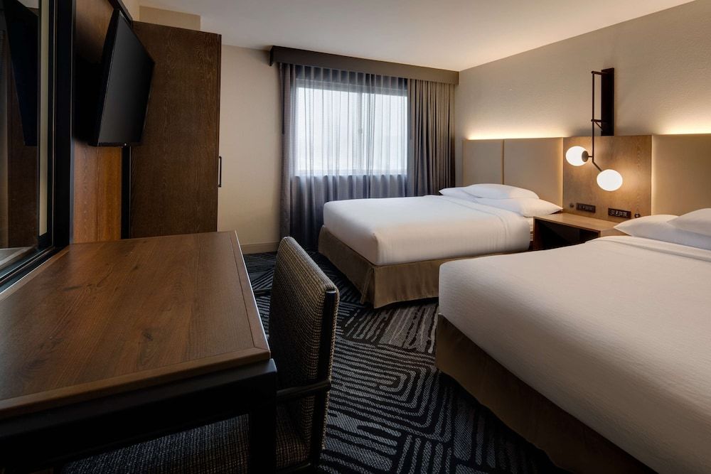 Suite, 1 King Bed, Non Smoking
