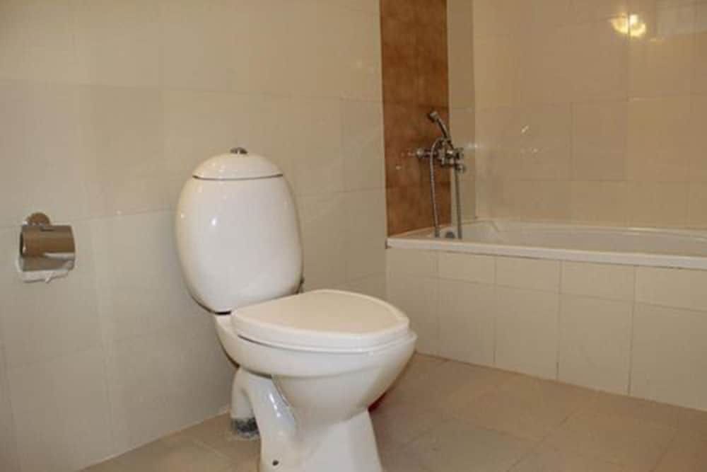 undefined Hotel Milarepa 10