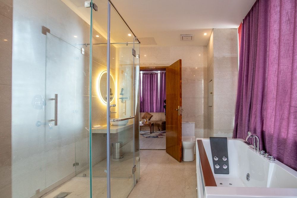 Hotel Nansc Lumbini Presidential Studio Suite 5