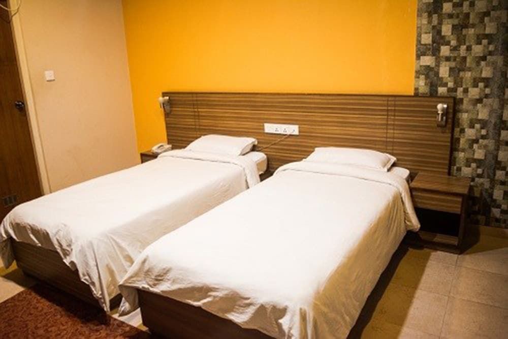 undefined Aryal International Hotel 10